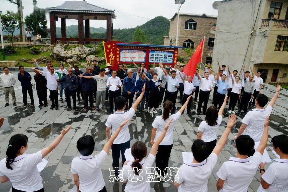 逃离金色的沙漠