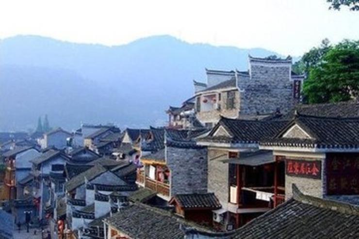 《阳光普照》：父母的关注和爱，才能让孩子真正生活在阳光下