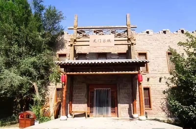 泰康在线护航丝路艺术大展