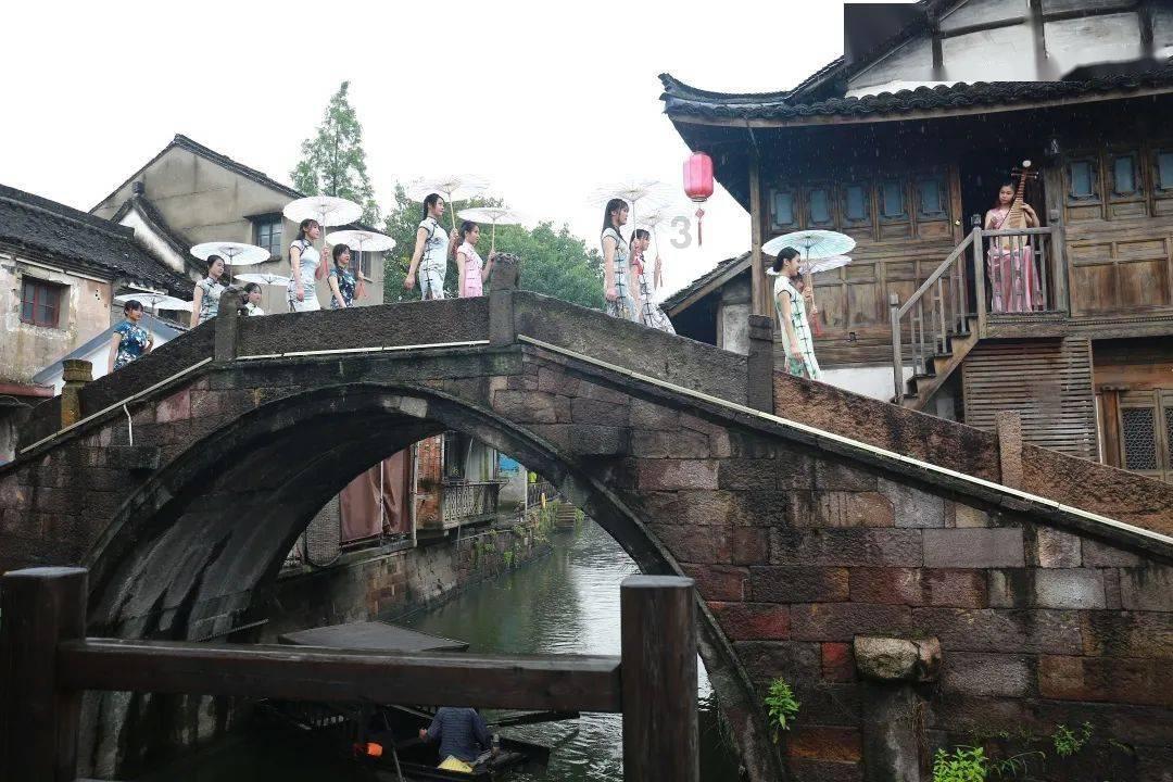 想知道45岁女人吃哪种维生素好？